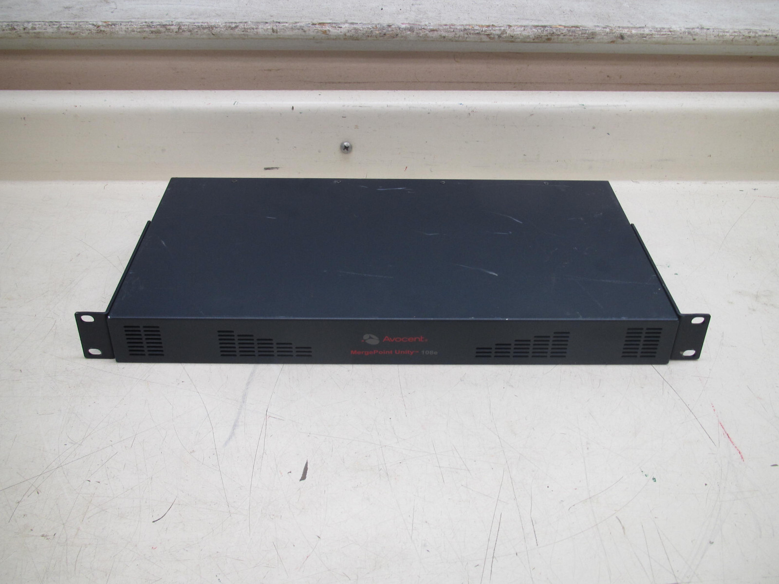 Avocent 108e MergePoint Unity KVM Switch Port P/N: 520-602-505 