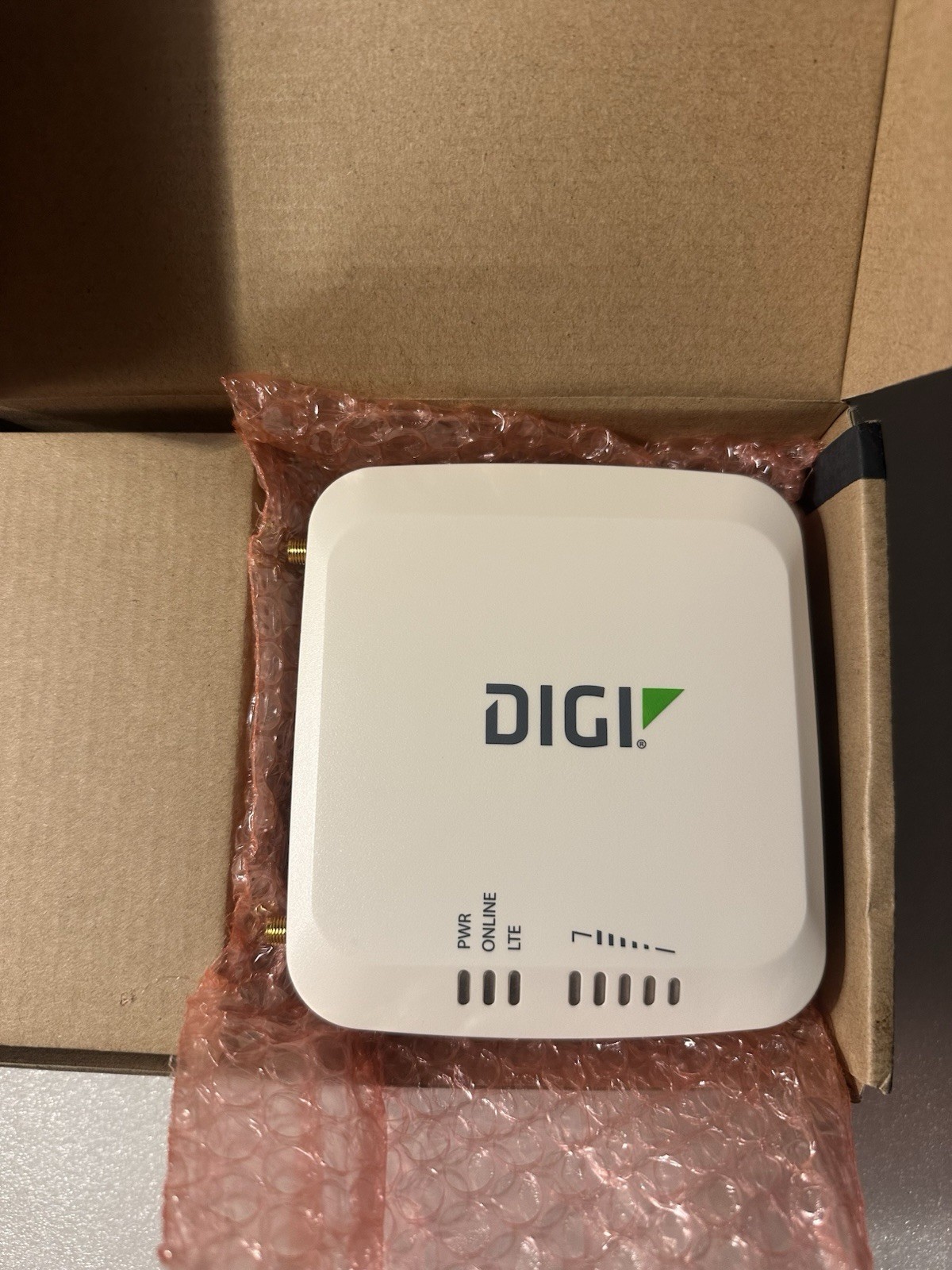 DIGI EX12 LTE Cellular Extender Device, Model EX12-0004-OUS