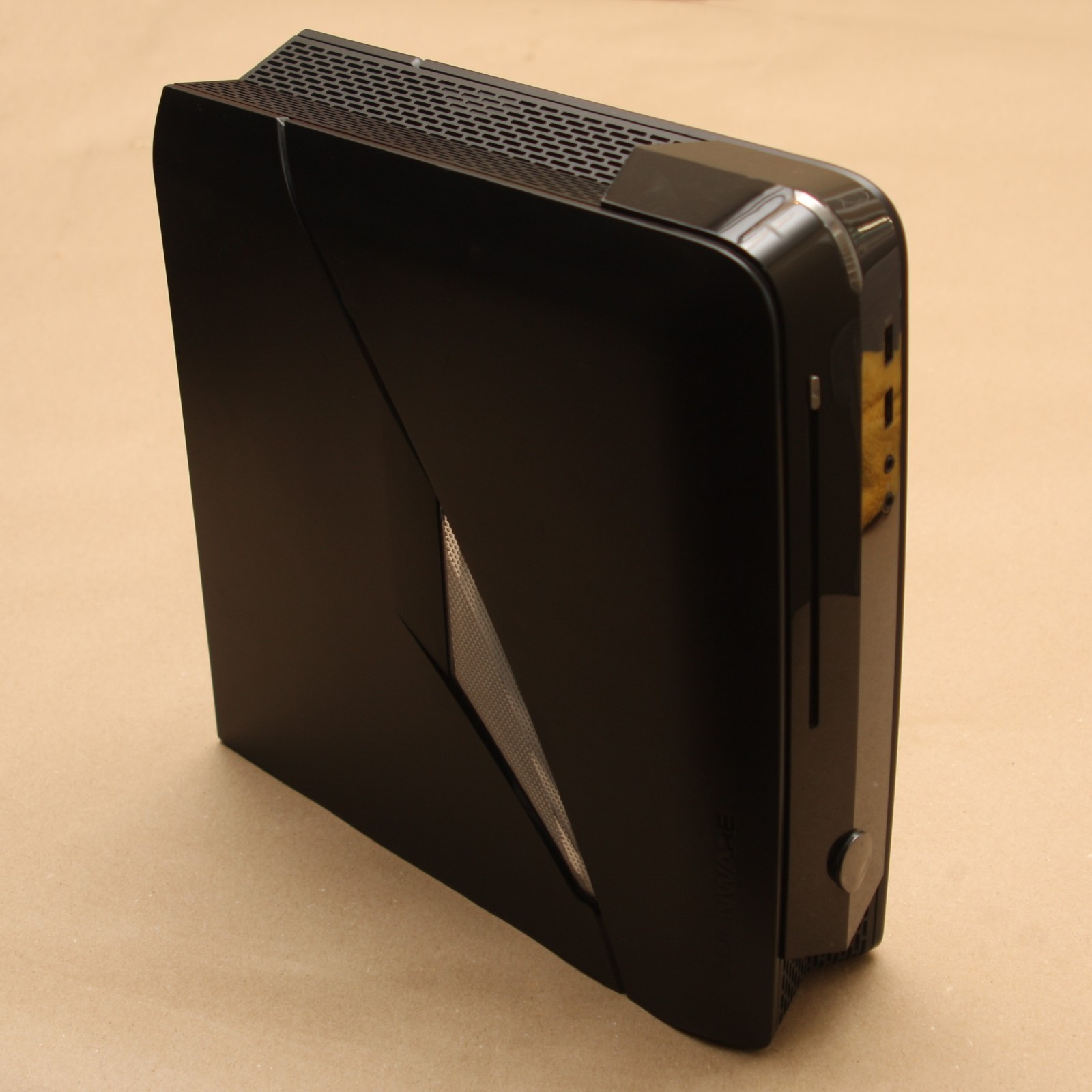 Alienware X51 R3 SFF Core i5-6400 GeForce GTX 745 1TB HDD 8GB RAM Windows 10