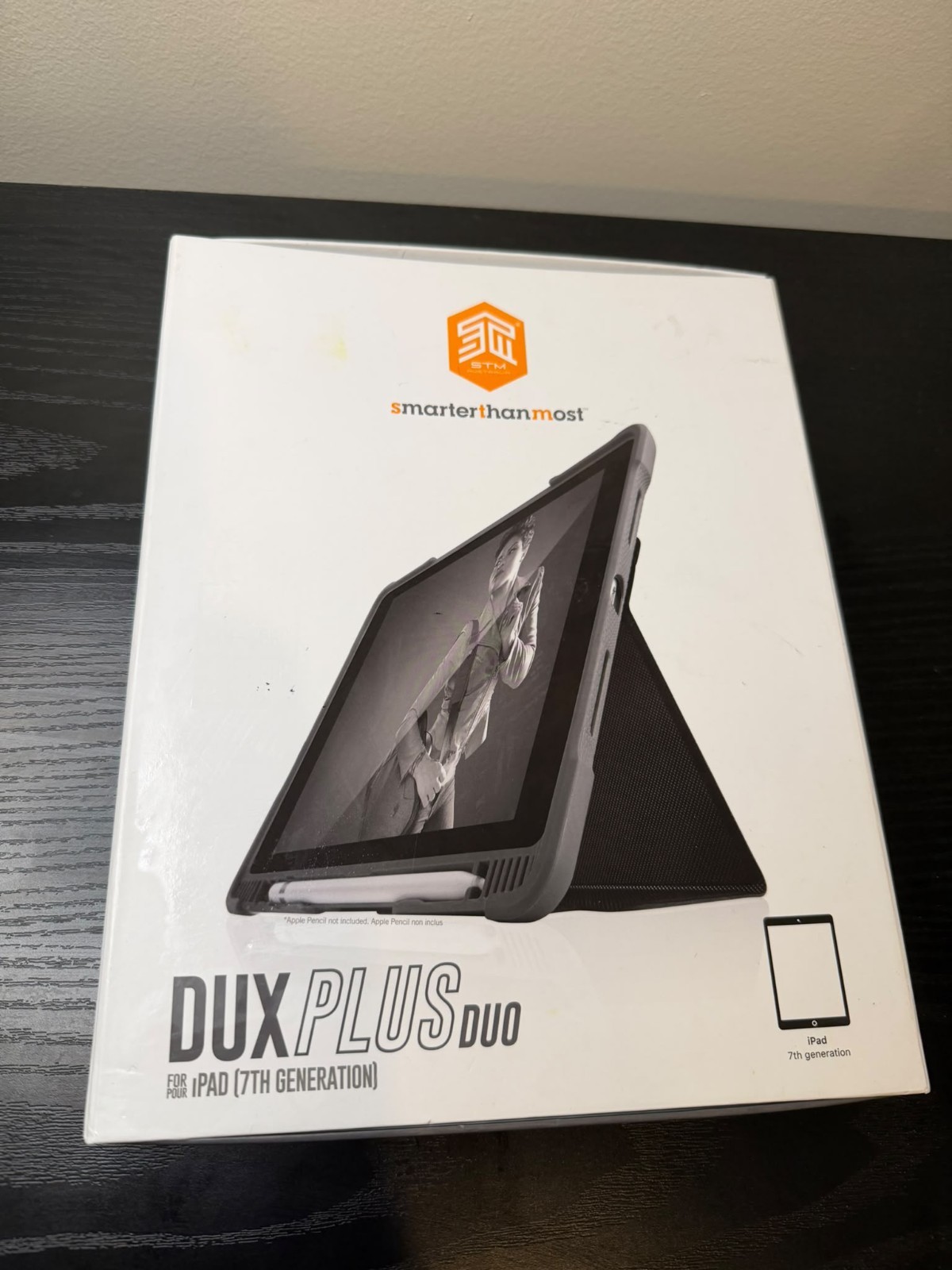 STM Dux Plus DUO THE SMARTER CASE