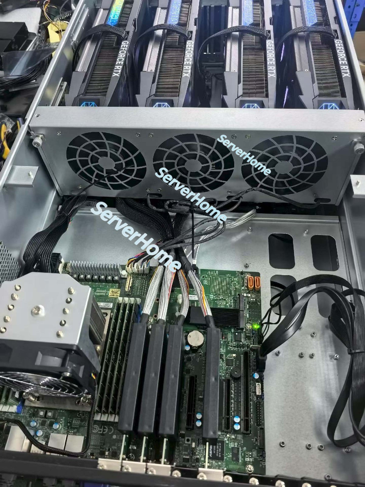 ASRock RACK 6U Server Chassis 8GPU PCIe 5.0 X16 Bandwidth For AMD 9004-9005