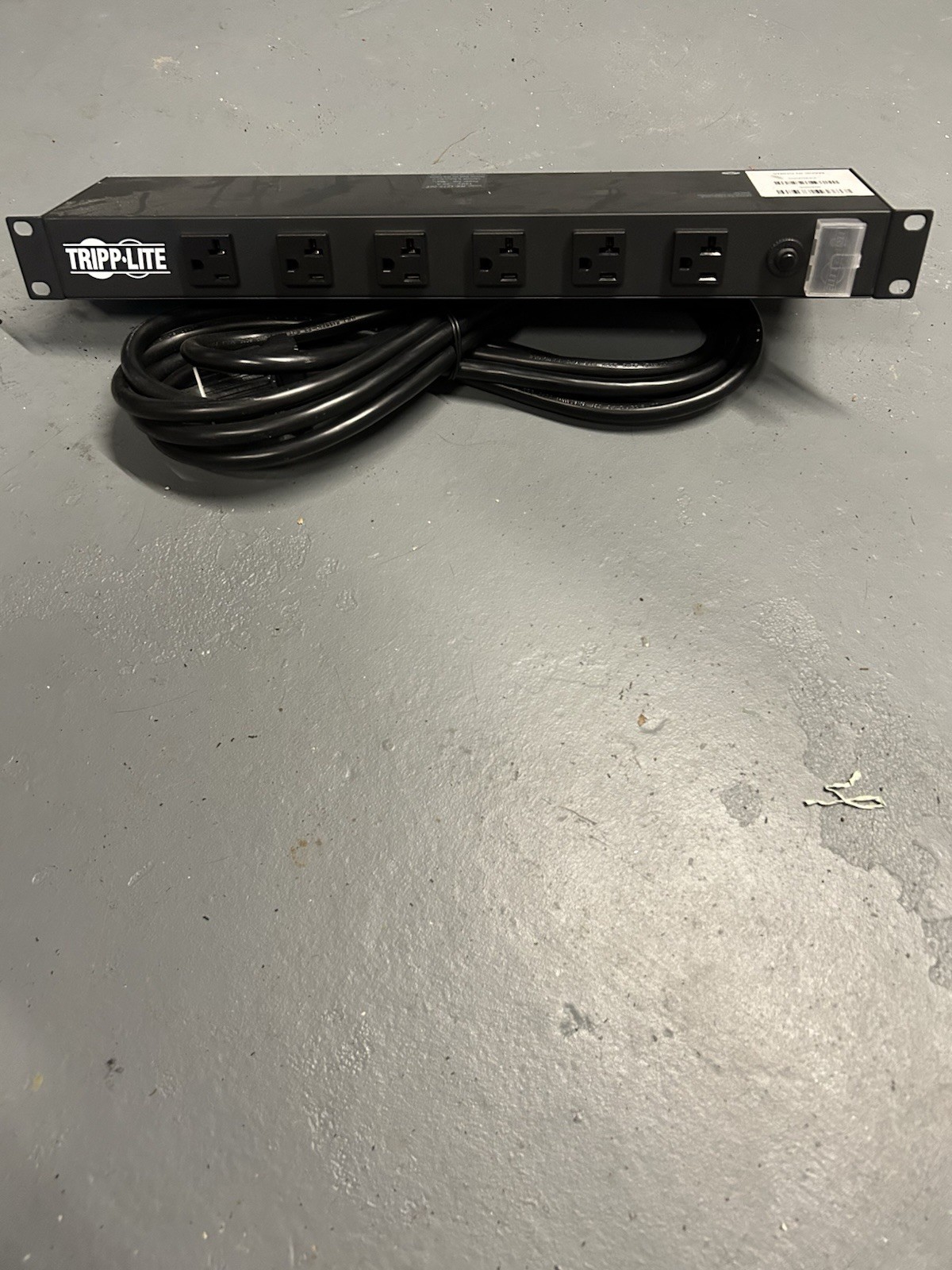 Tripp Lite RS-1215-RA 12-Outlet PDU Rackmount 1U Power Strip 120v/20amp