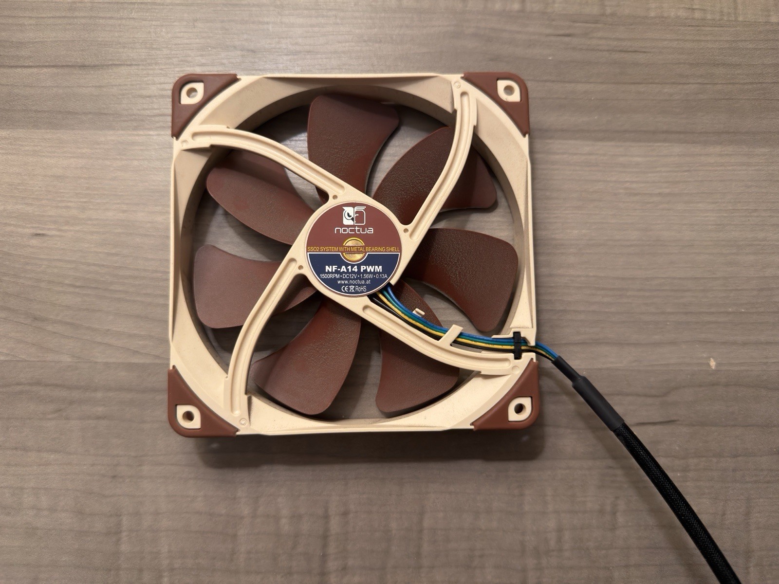 Noctua NF-A14 PWM, 4-Pin 140mm Fans 1500 RPM