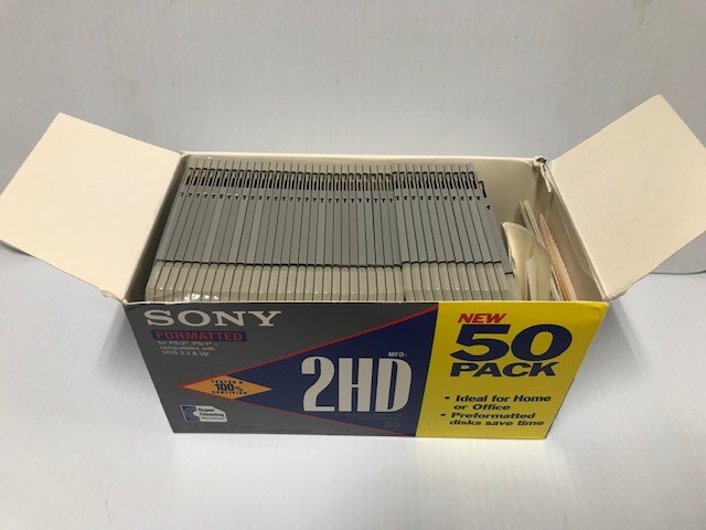 40 Sony MFD2HD 1.44MB XT Series 3.5" Floppy Disc New in Open Box (FC74-4 T1262)