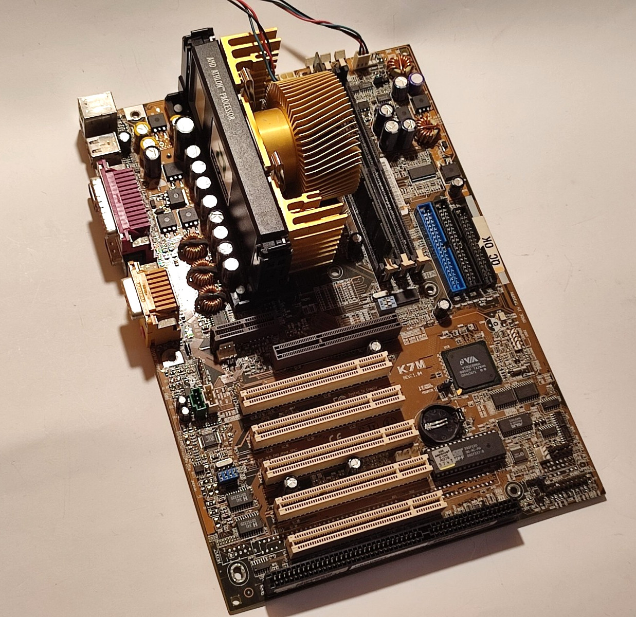 ASUS K7M Slot A Motherboard + AMD Athlon 800MHz + Thermaltake Golden Orb TESTED