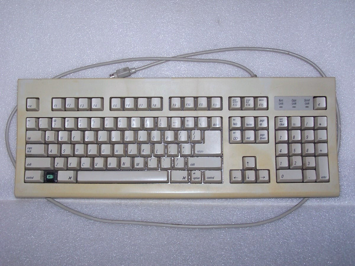 Vintage Adesso 305 Extended Apple Mac ADB Keyboard Green Alps Clone SKCL Switch