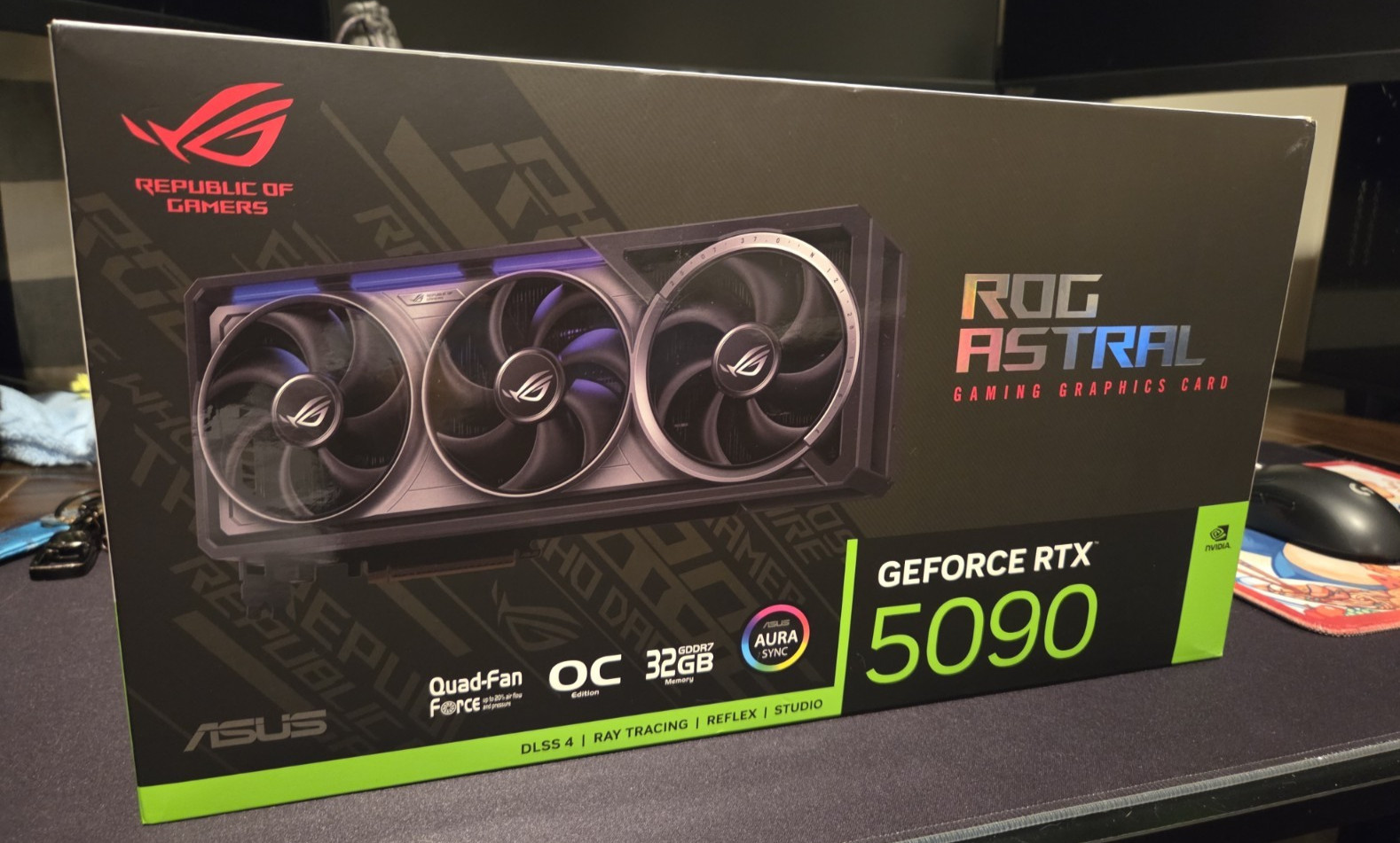 ASUS ROG Astral GeForce RTX 5090 32GB GDDR7 - Light Use, MINT