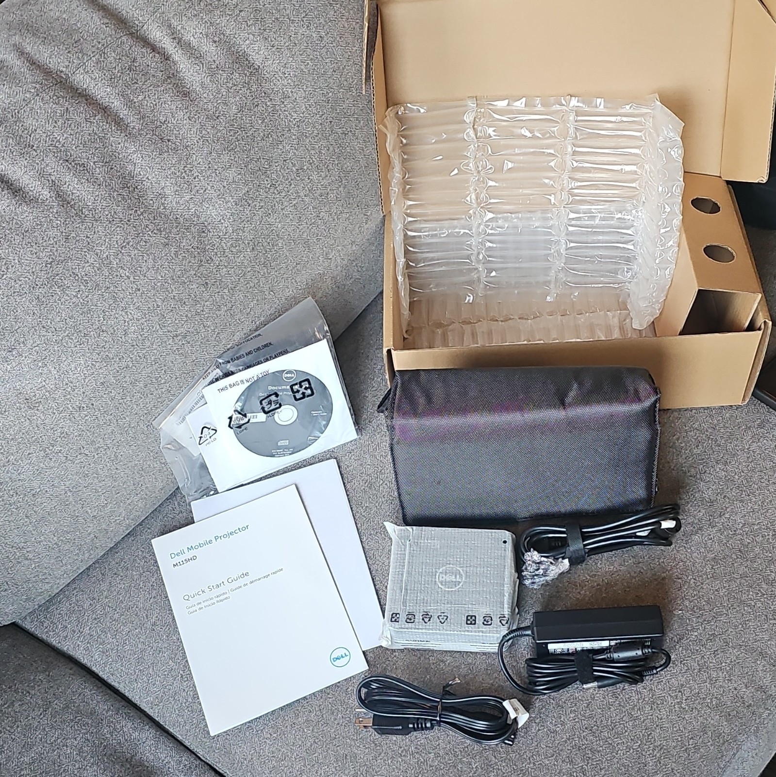 Dell M115HD Mobile Projector Black with Case
