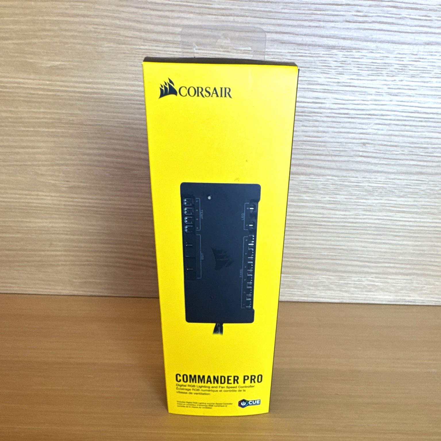 Corsair Commander Pro Internal SATA Fan Speed & RGB Lighting Controller Black