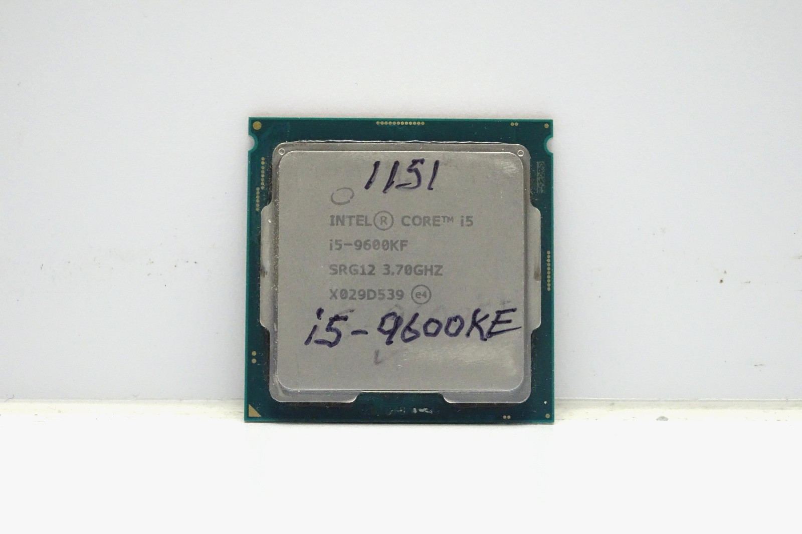 Intel Core i5-9600KF 6-Core 6-Thread 3.7GHz 1151 Socket CPU