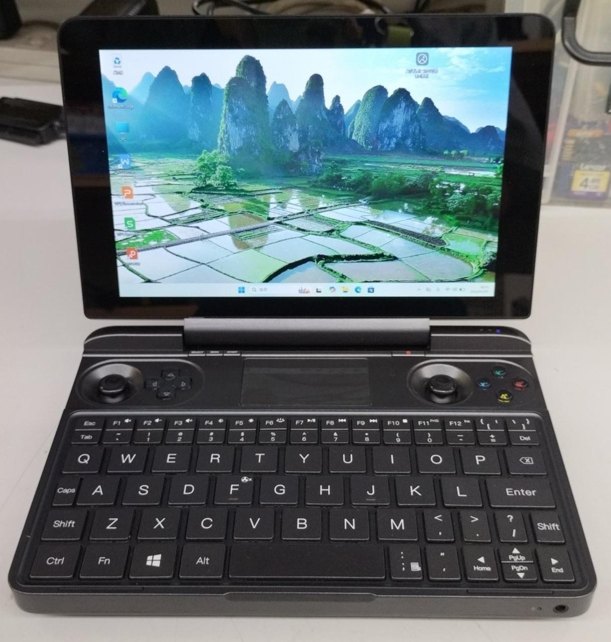 GPD Win Max 2020 Portable Gaming PC Intel i5-1035G7 SSD1TB 16GB Work Good