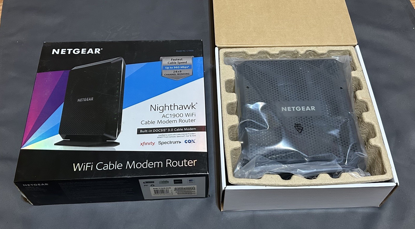 NETGEAR Nighthawk AC1900 C7000-100NAR WiFi Cable Modem Router Combo DOCSIS 3.0