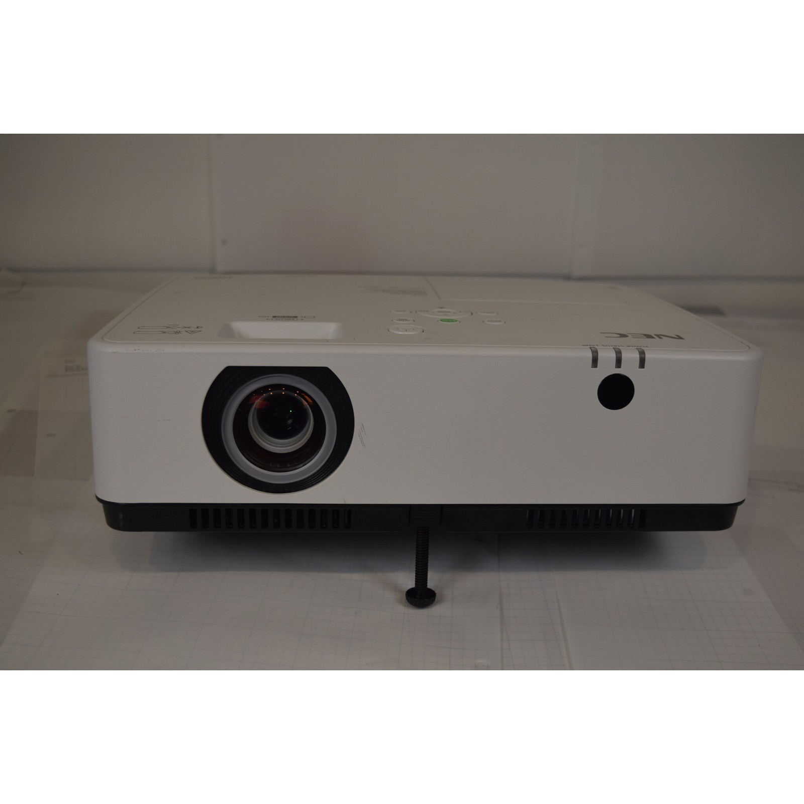 NEC NP-ME423W 3LCD Projector 4200 Lumens WXGA HDMI - 1460 Lamp Hours Tested