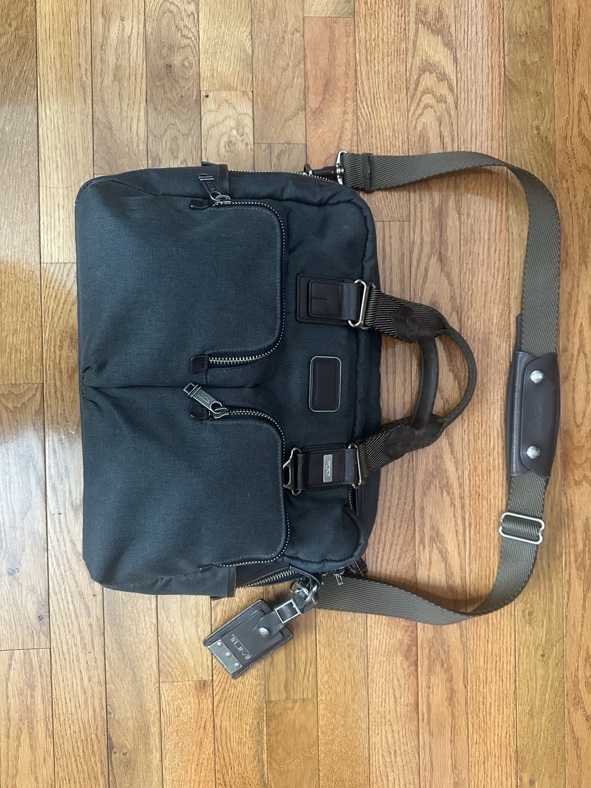 Authentic TUMI Alpha Bravo Laptop Briefcase Computer Bag Excellent Condition