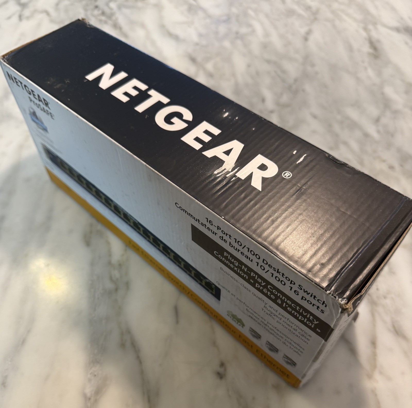NETGEAR  ProSafe (FS116) 16-Ports External Switch NEW SEALED BOX