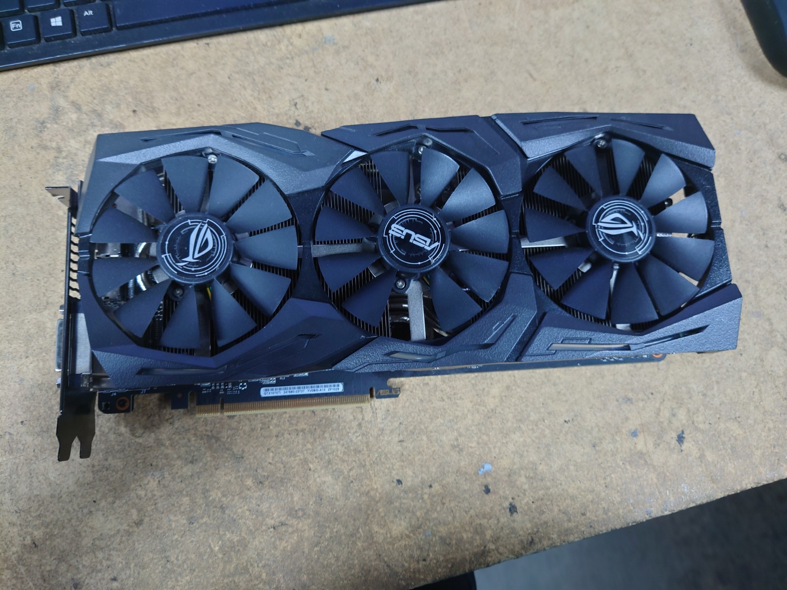 Asus GeForce GTX 1070 Ti 8GB RoG Strix GPU ROG-STRIX-GTX1070TI-A8G-GAMING