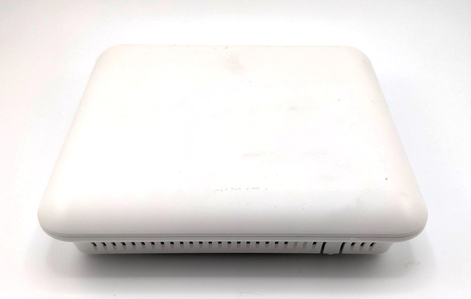 Luxul XAP-810 POE AC1200 Dual-Band Wireless Access Point - White