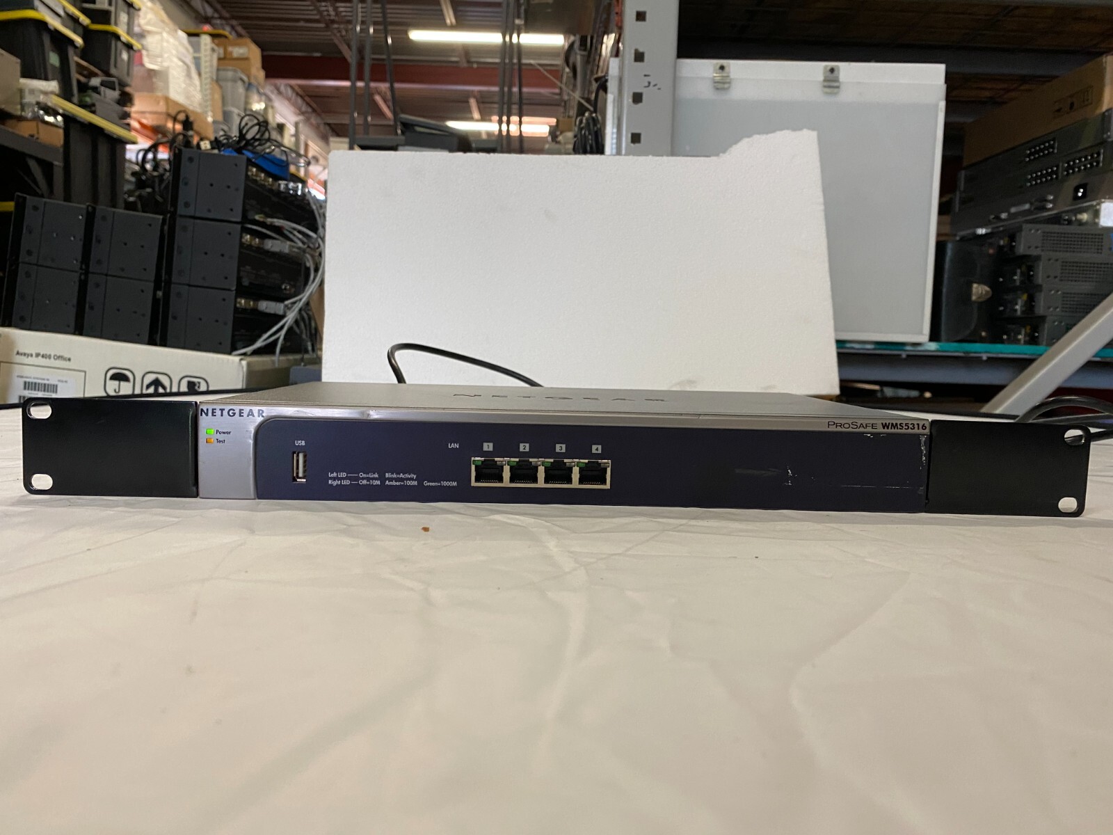 Netgear WMS5316 ProSafe 16-AP Wireless Management System