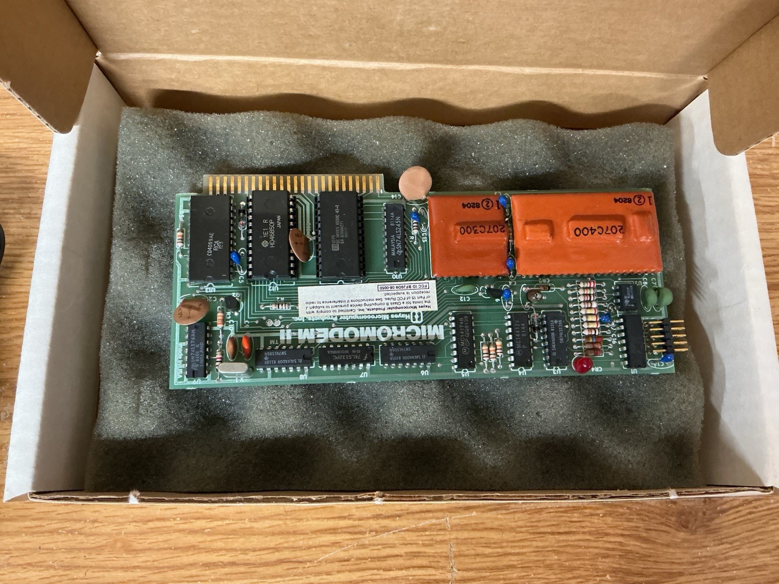 Vintage Apple II Computer Hayes Micromodem IIe Modem With Manual