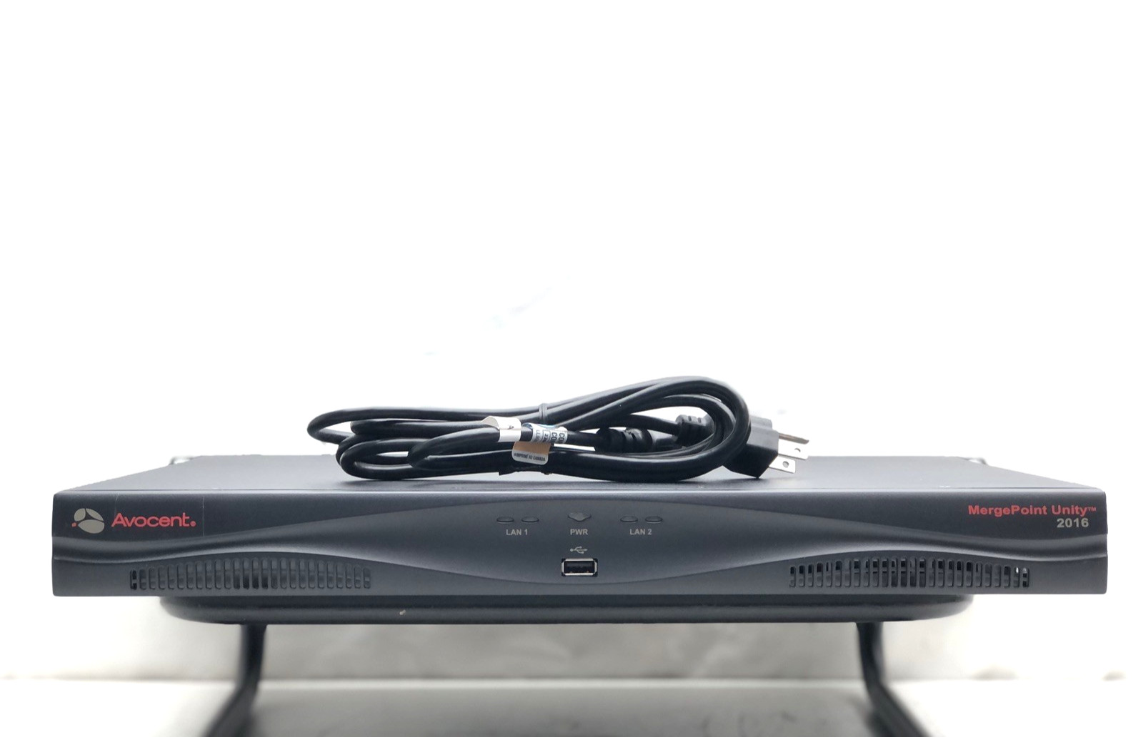 Avocent MergePoint Unity 2016 CMN1063 16-Port IKVM Over IP Switch 520-594-510