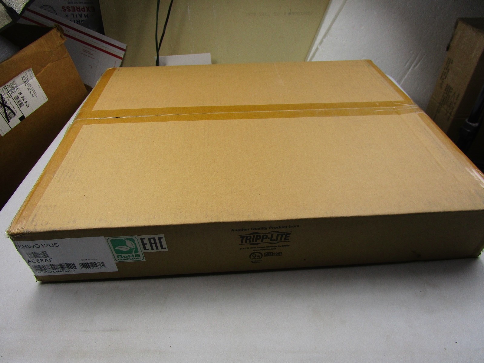 Tripp Lite Srwo12us Data Rack Open Frame, 3.35 In H, 24.21 In W, 20 In D