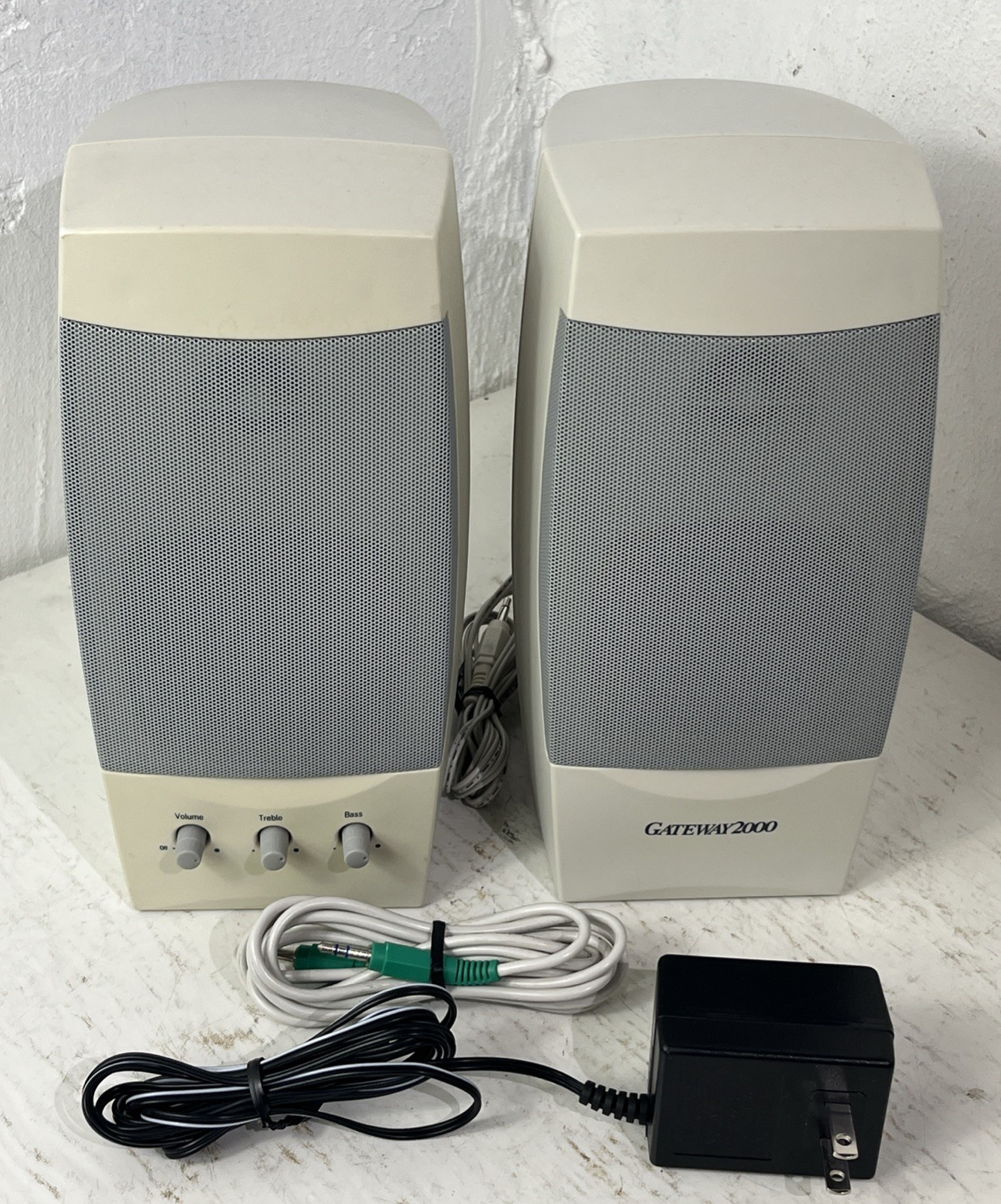 Altec Lansing ACS41 2.0 Wired Multimedia Gateway 2000 Computer Speakers TESTED