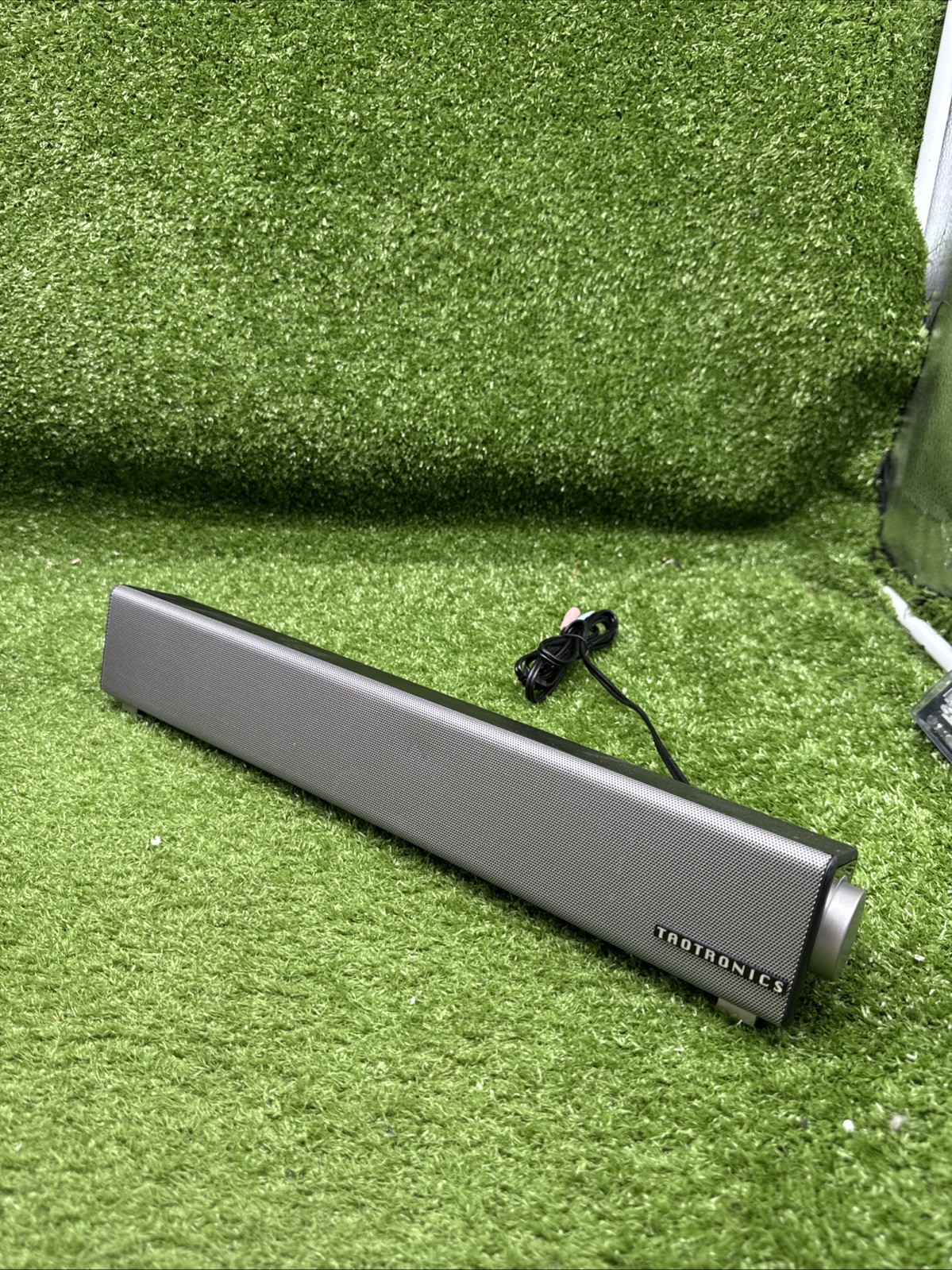 TaoTronics USB Powered Mini Sound Bar Model TT-SK018.   s2