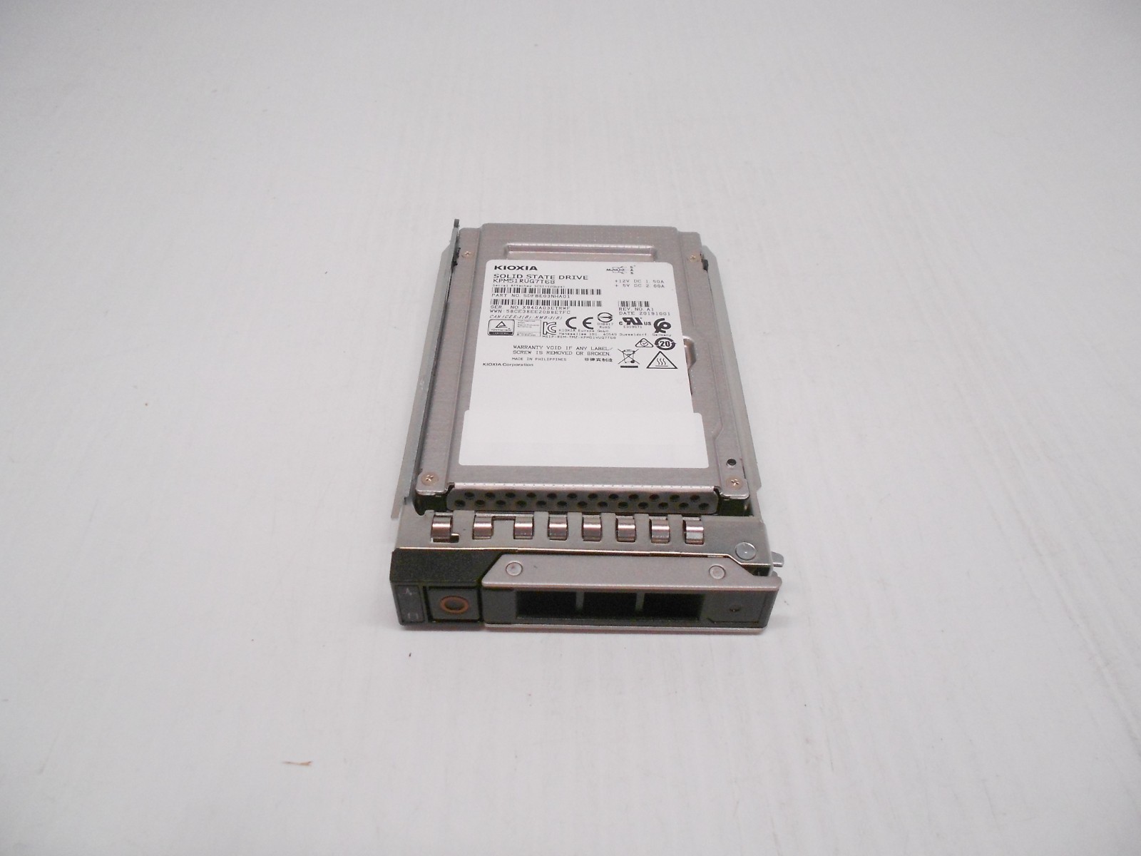 KIOXIA 7.68TB SSD SAS 2.5" 12G Server Hard Drive Dell R540 R640 R740 R740XD 8tb