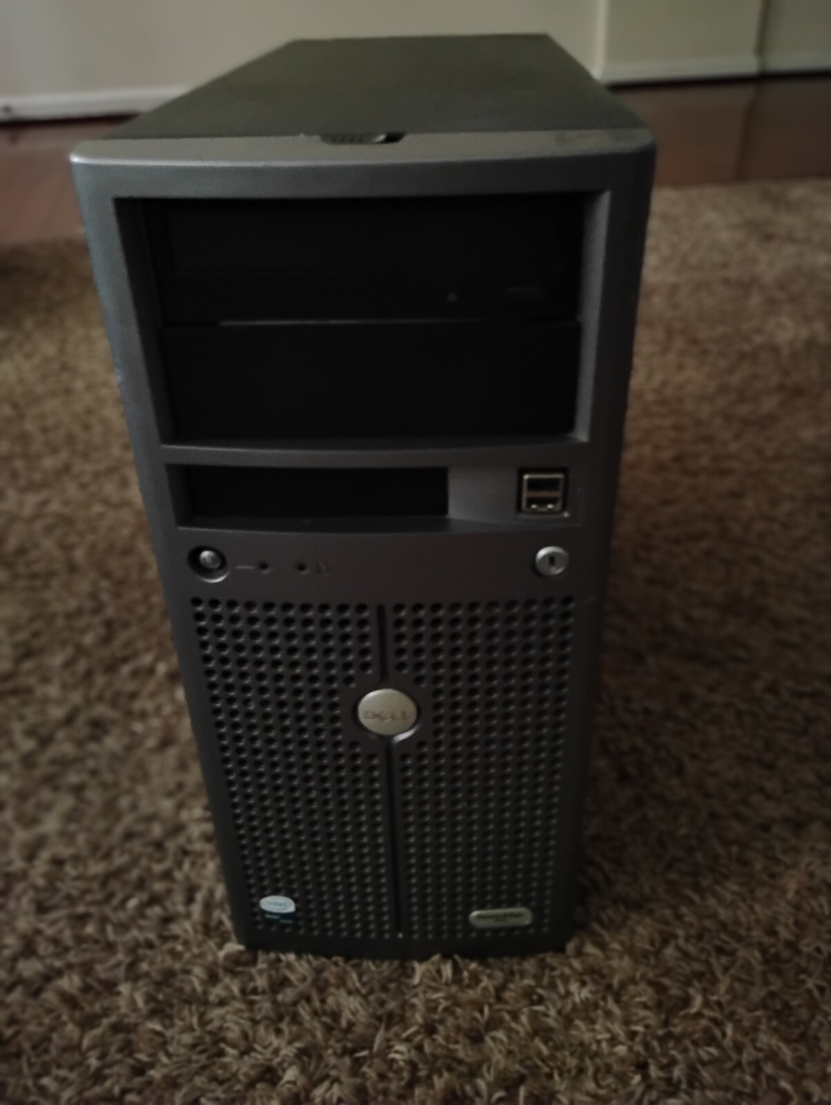 Dell PowerEdge 840 Intel@ Xeon Processor 1.86 GHZ