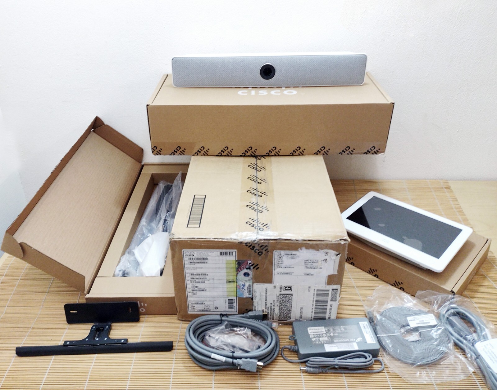 NEW Cisco CS-KIT-MINI-K9 Cisco Webex Room Kit Mini NEW Open Box