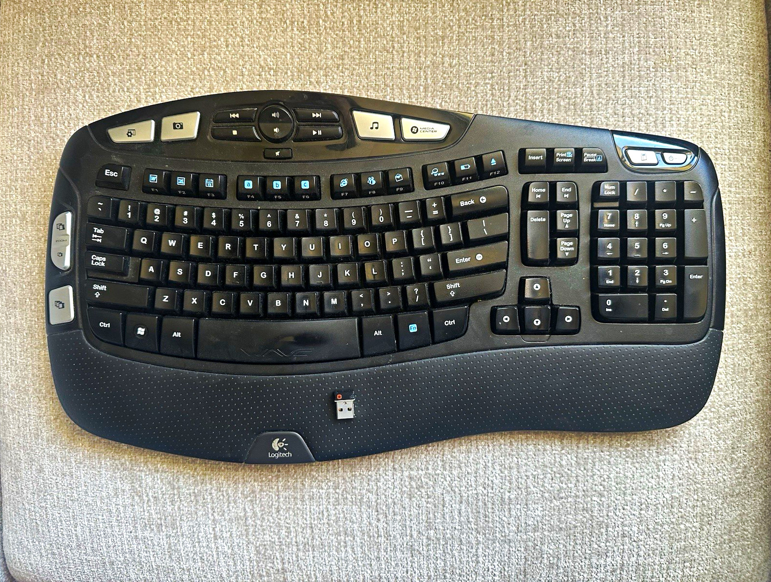 Logitech K350 Wireless Ergonomic Keyboard w/ Dongle |  TESTED READ DESCRIPTION 