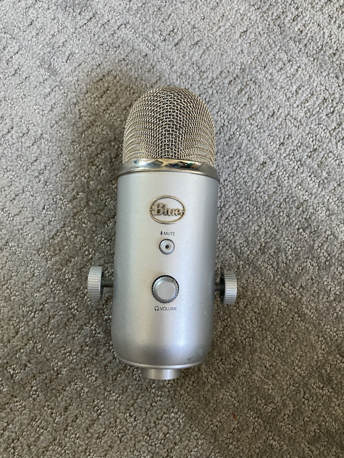 [UNTESTED] Blue Yeti Professional USB Condenser Microphone Silver