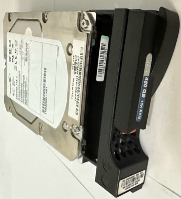 STE45085 CLAR450 - EMC 450GB 15K RPM SAS 3.5" HDD for AX4-5, AX4-5I, AX4-5F. ...