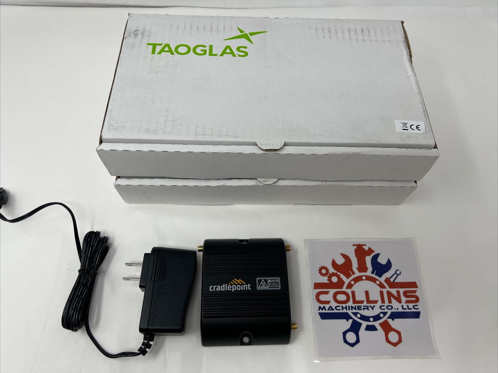 CradlePoint IBR200-10M-VZ 4G LTE Router Bundle Power Adapter 2x Taoglas Antennas