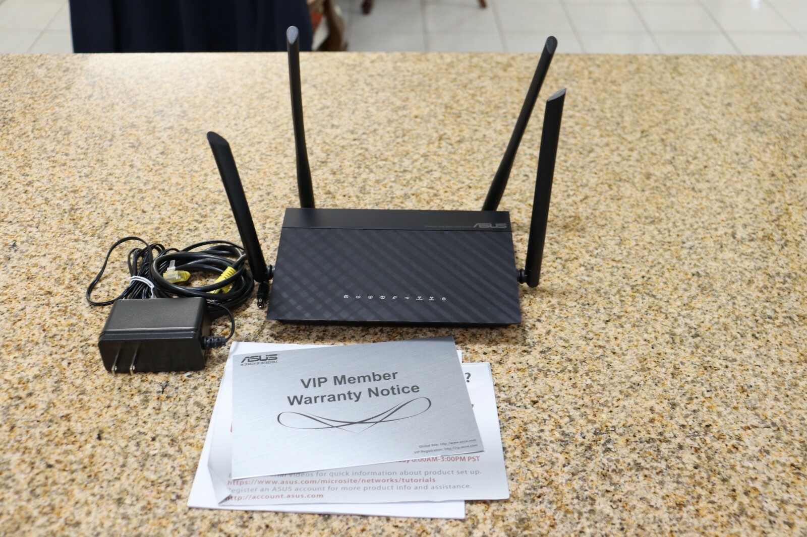 Asus RT-AC1200 Gigabit Dual-Band WiFi USB Router Black USED TESTED & WORKING