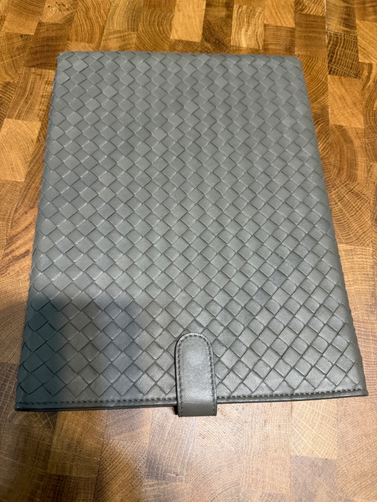 Genuine BOTTEGA VENETA INTRECCIATO iPad Case Leather Gray