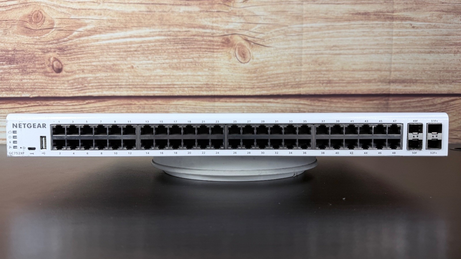 NETGEAR GC752XP 48-Port Gigabit Ethernet Smart Managed Pro PoE Switch
