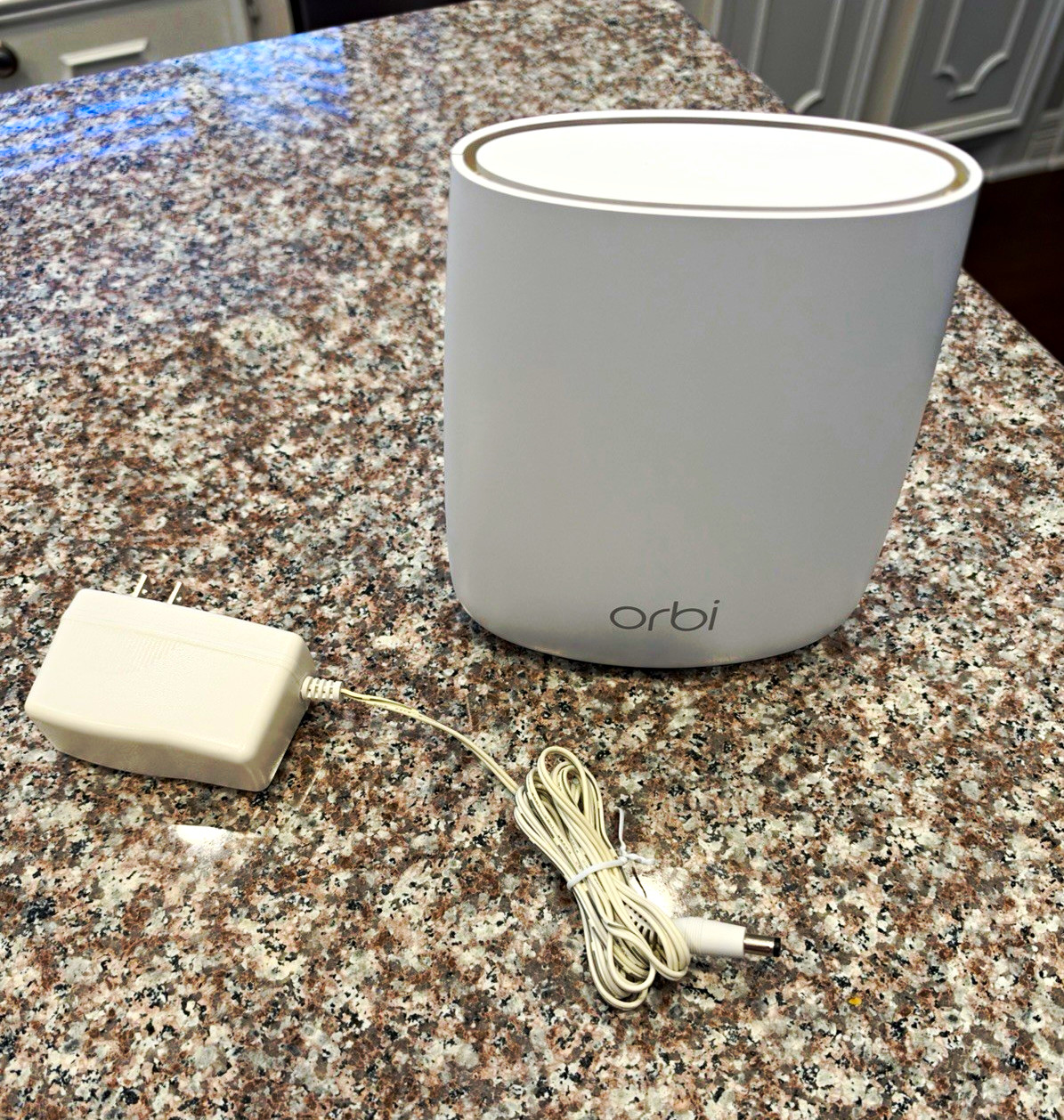 NETGEAR Orbi Satellite RBS20 (RBS20) AC2200 Tri-Band 2-Port White Router