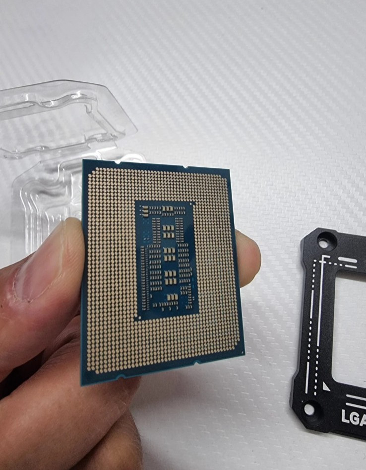 Intel Core i9-14900F 24-Core LGA1700 CPU Processor (SRN3W) + LGA1700 Contact Fra