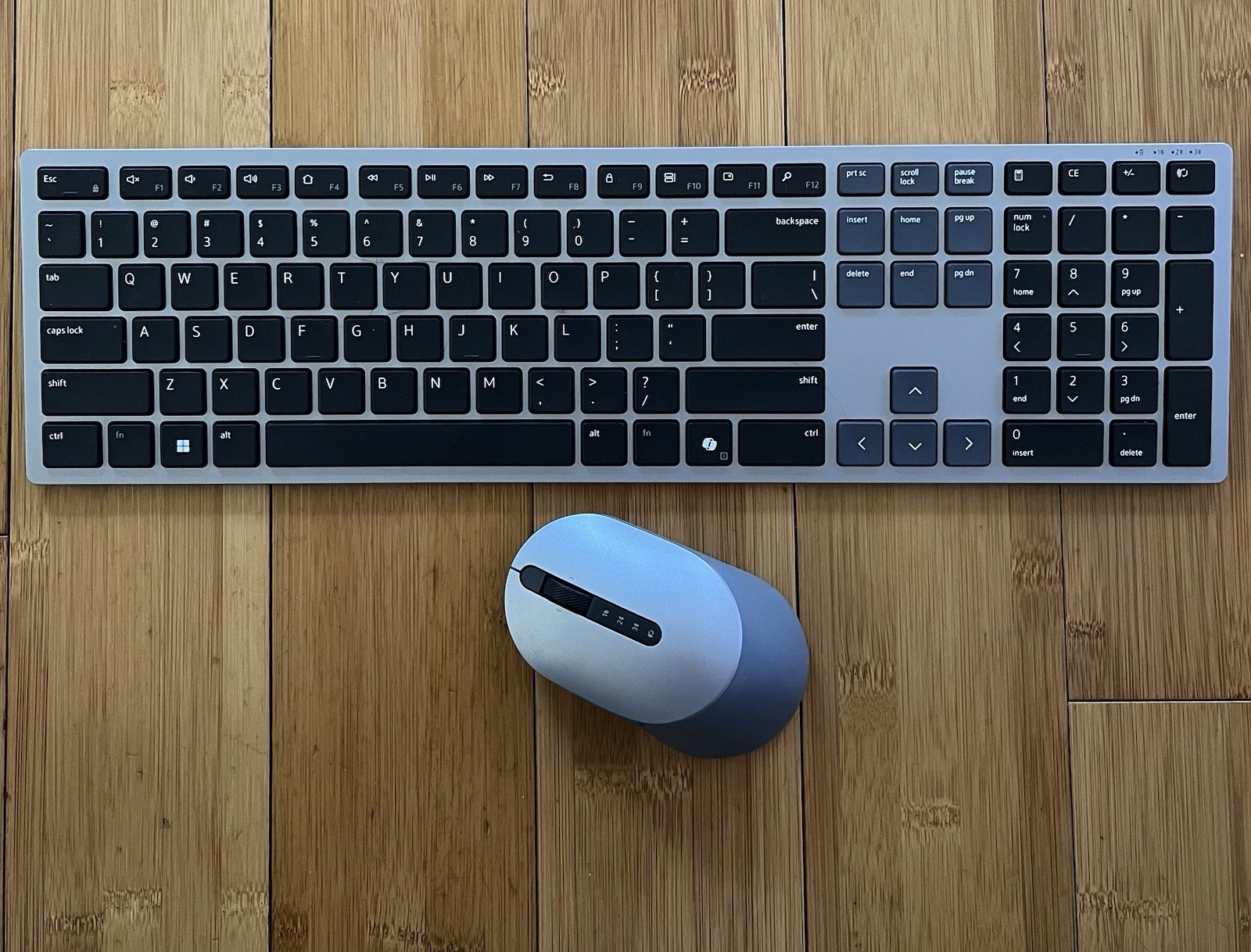 Dell KM7321W Premier Multi-Device Wireless Keyboard & Mouse. NO DONGLE TESTED