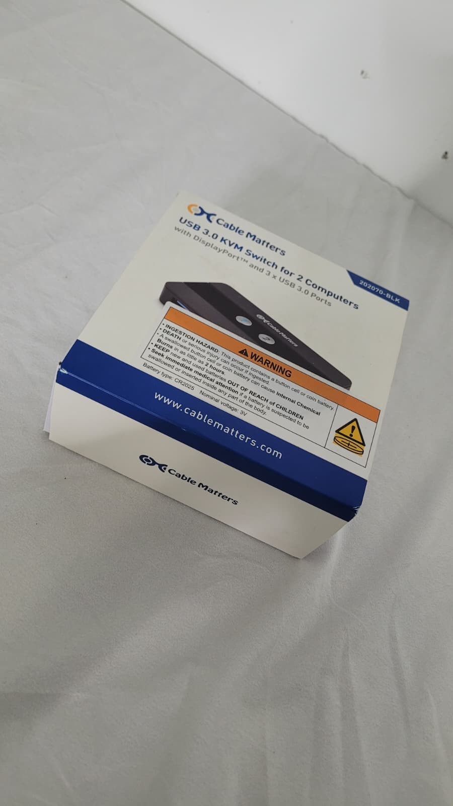 Cable Matters USB 3 KVM Switch DisplayPort for 2 Computers with Display Port