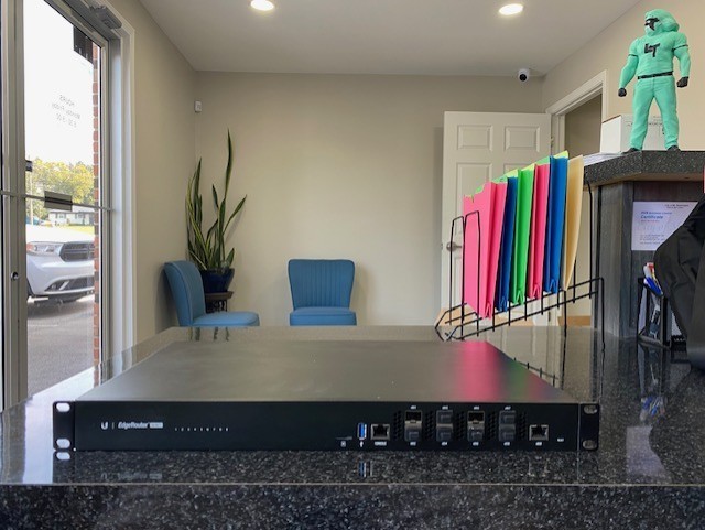 Ubiquity EdgeRouter Infinity ER-8-XG