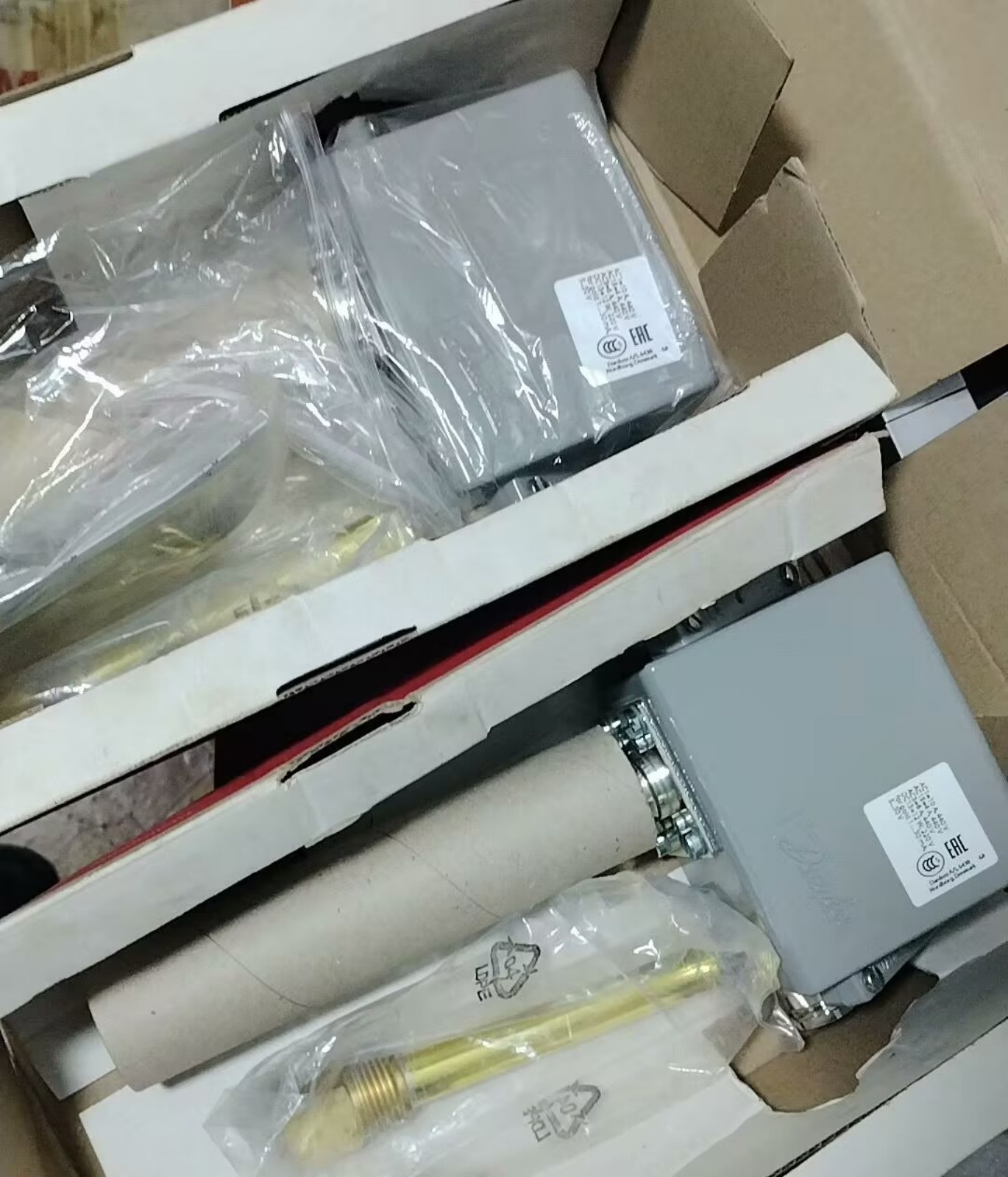 1PC New Danfoss KPS80 060L3127 temperature switch fedex or DHL