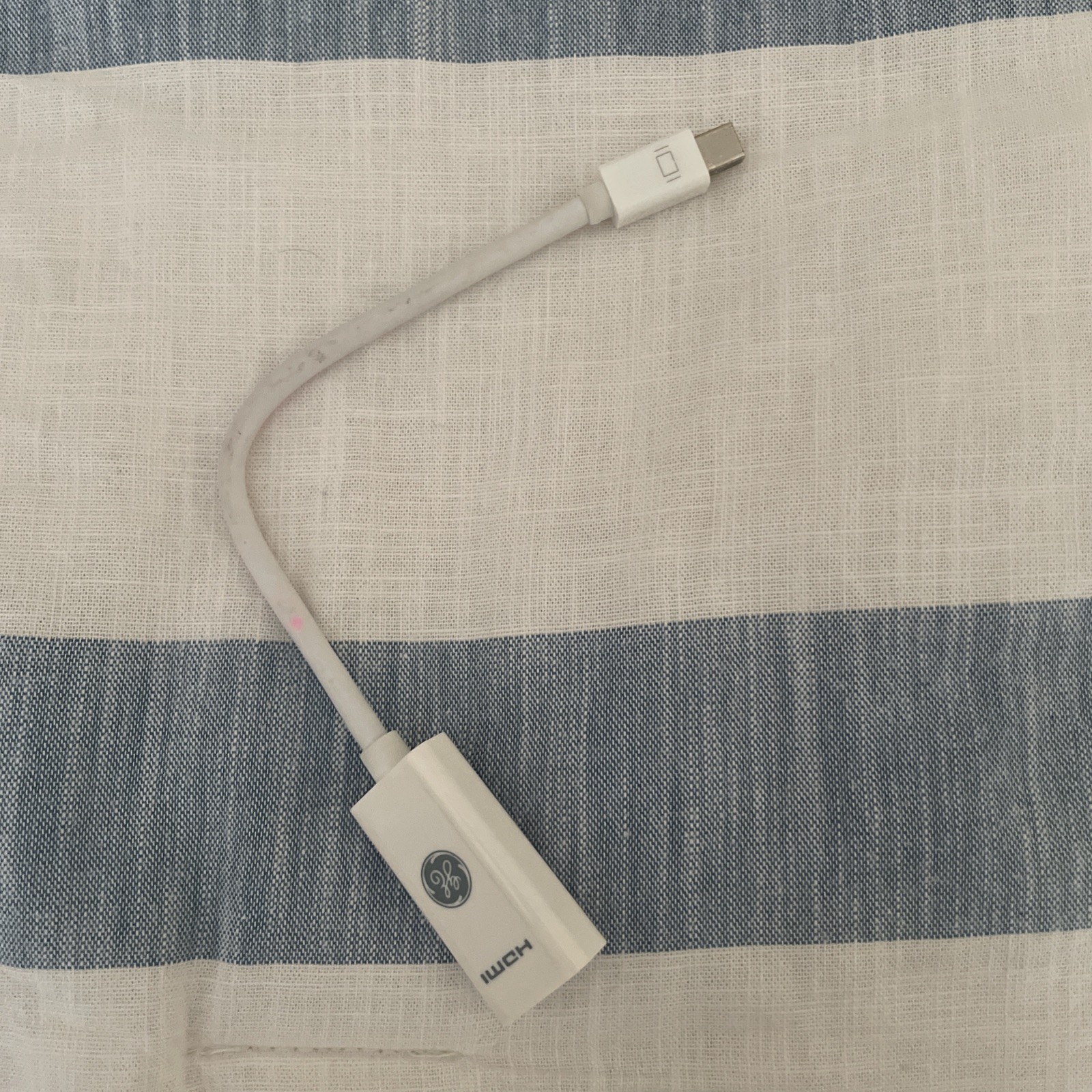 GE Mini Display Port to HDMI Adapter Cable