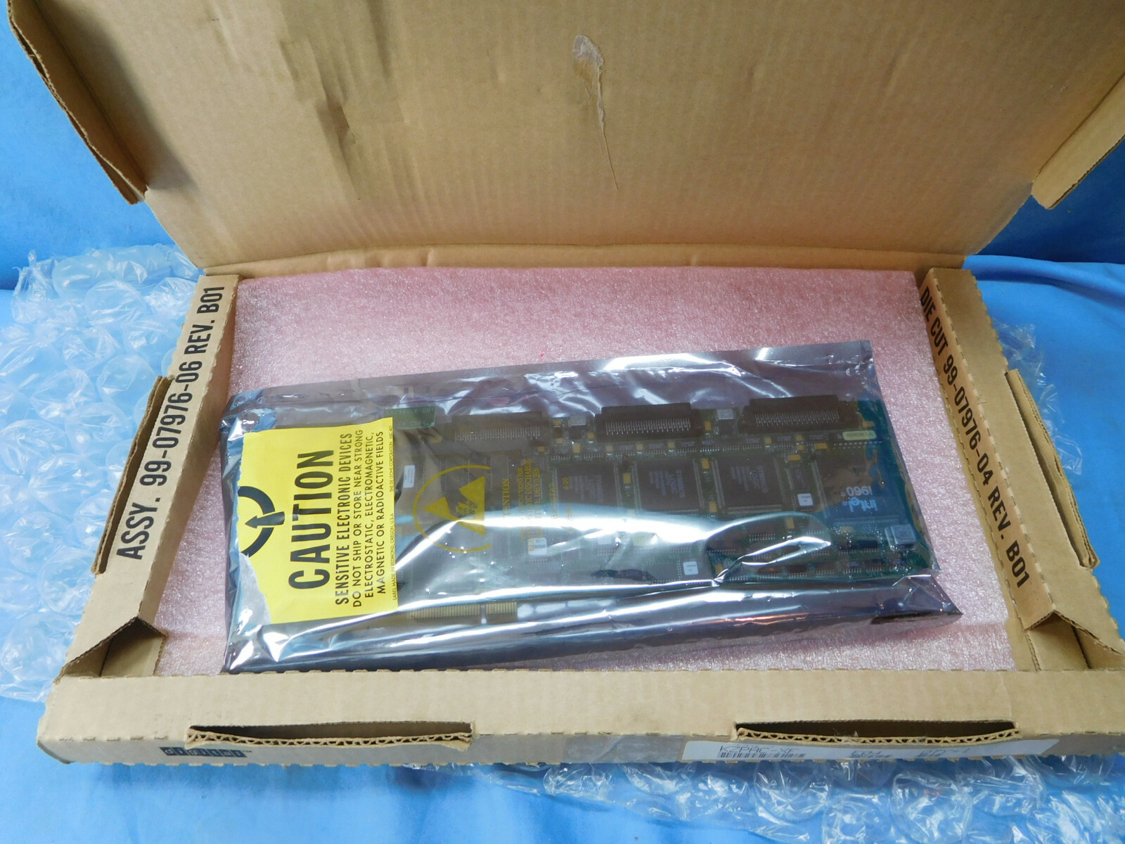 DEC KZPAC-XF 3 Channel Raid Controller Circuit Board