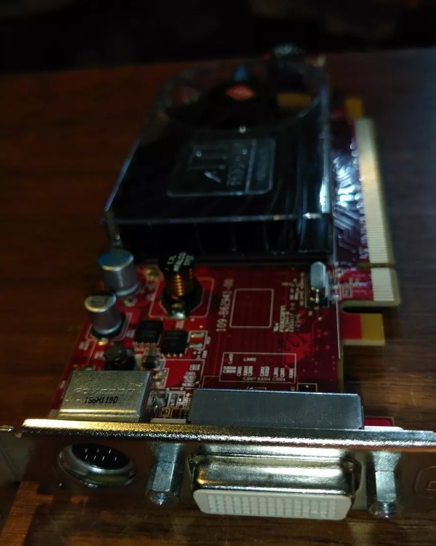 ATI Radeon X1300  256MB PCI-e Low Profile Video Graphics Card DUAL VIEW - D33A27