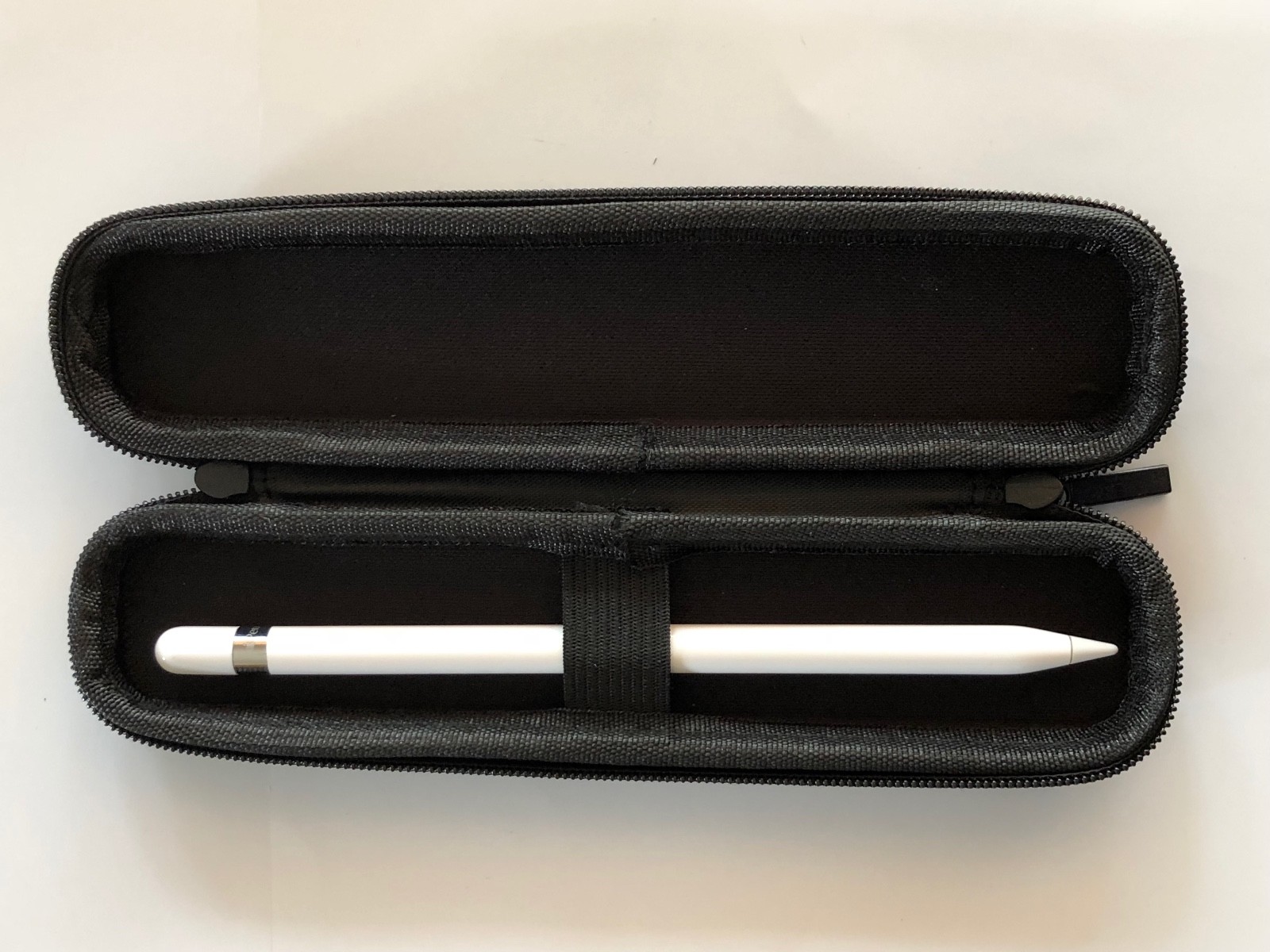 Apple iPad Pro Pencil Case...Zippered Semi Hard Shell...Pen Stylus Holder..Black