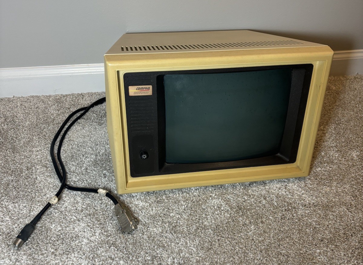Compaq Deskpro TM DSM Type 12CQM30 Untested