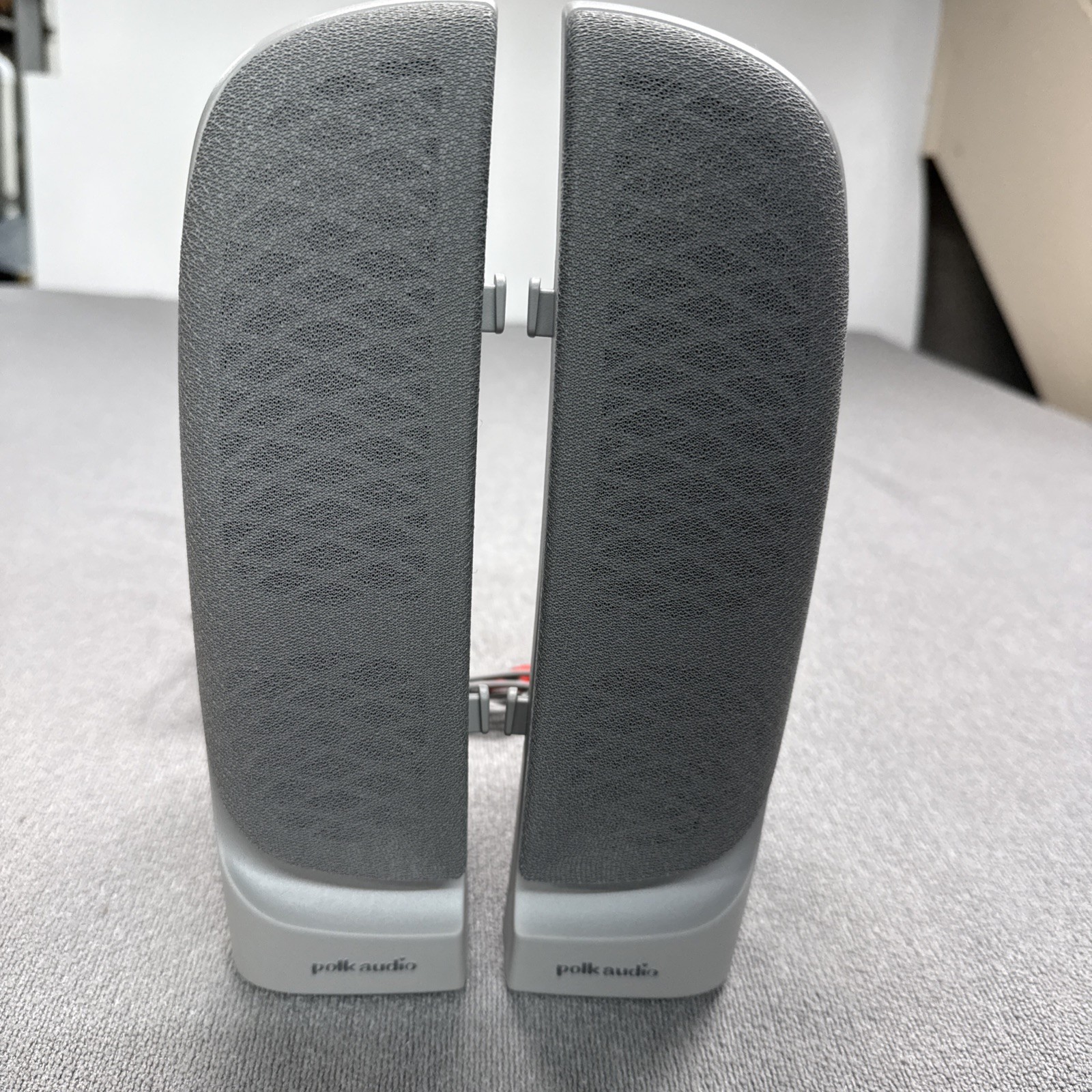Polk Audio Powered Computer Multimedia Stereo Speakers Gray Pair w/ Cables