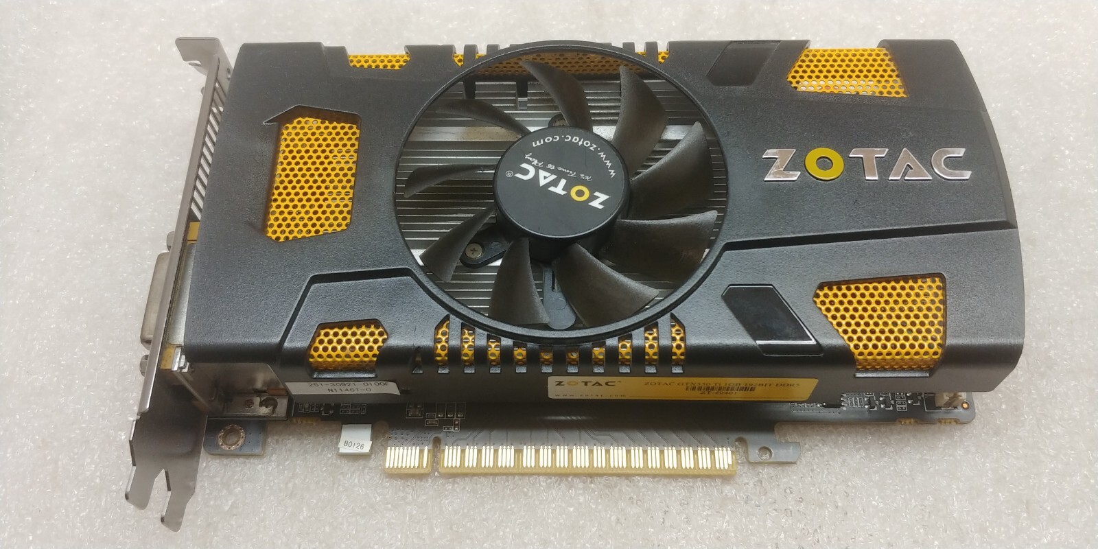ZOTAC nVIDIA GeForce GTX 550 Ti Video Card 1 GB | ZT-50401 Great Cond 